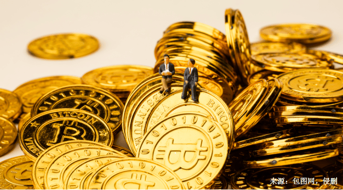 港股相关ETF全线走低！狂飙的比特币行情见顶了？