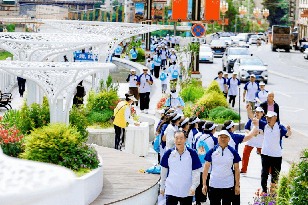 赓续“发展体育运动 增强人民体质”题词精神,四川掀起健身热潮