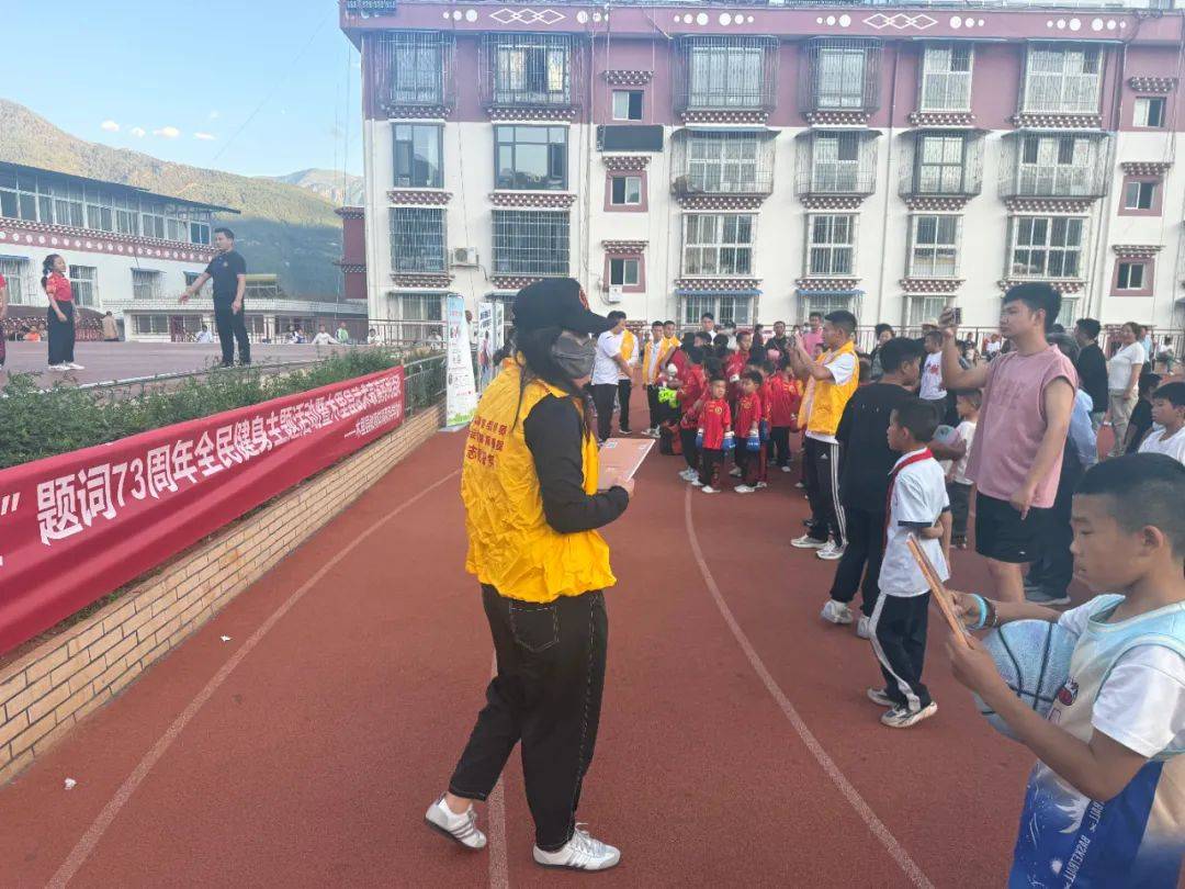 赓续“发展体育运动 增强人民体质”题词精神,四川掀起健身热潮