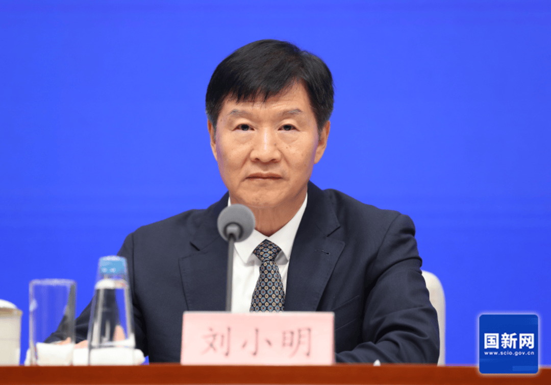 海南如何打造国际旅游消费中心？海南省省长刘小明答封面新闻