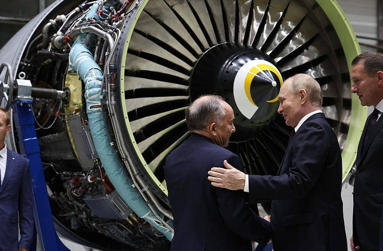 与中方合作总有保留?俄罗斯感到后悔,普京下令亮出压箱底技术