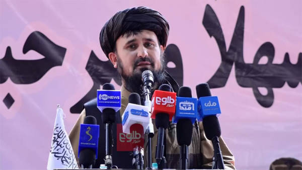 特朗普威胁夺回巴格拉姆空军基地,阿富汗塔利班强硬回应:已准备再打20年