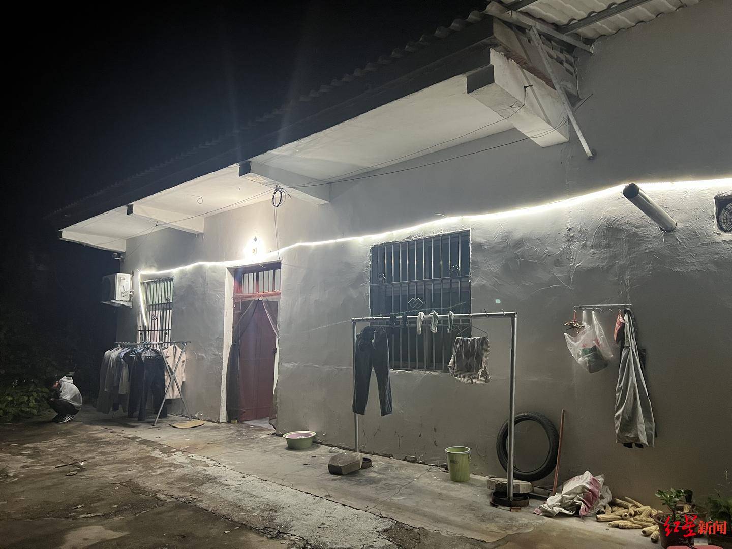 醉驾超速追尾致一家3人身亡案明日开庭,女方家属从云南坐硬座赶到河南信阳:坚决不和解