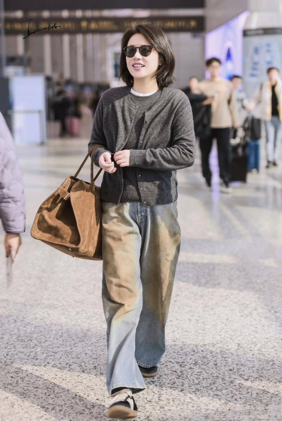 马思纯《花少7》穿搭好圈粉,简直是入秋穿衣模板!