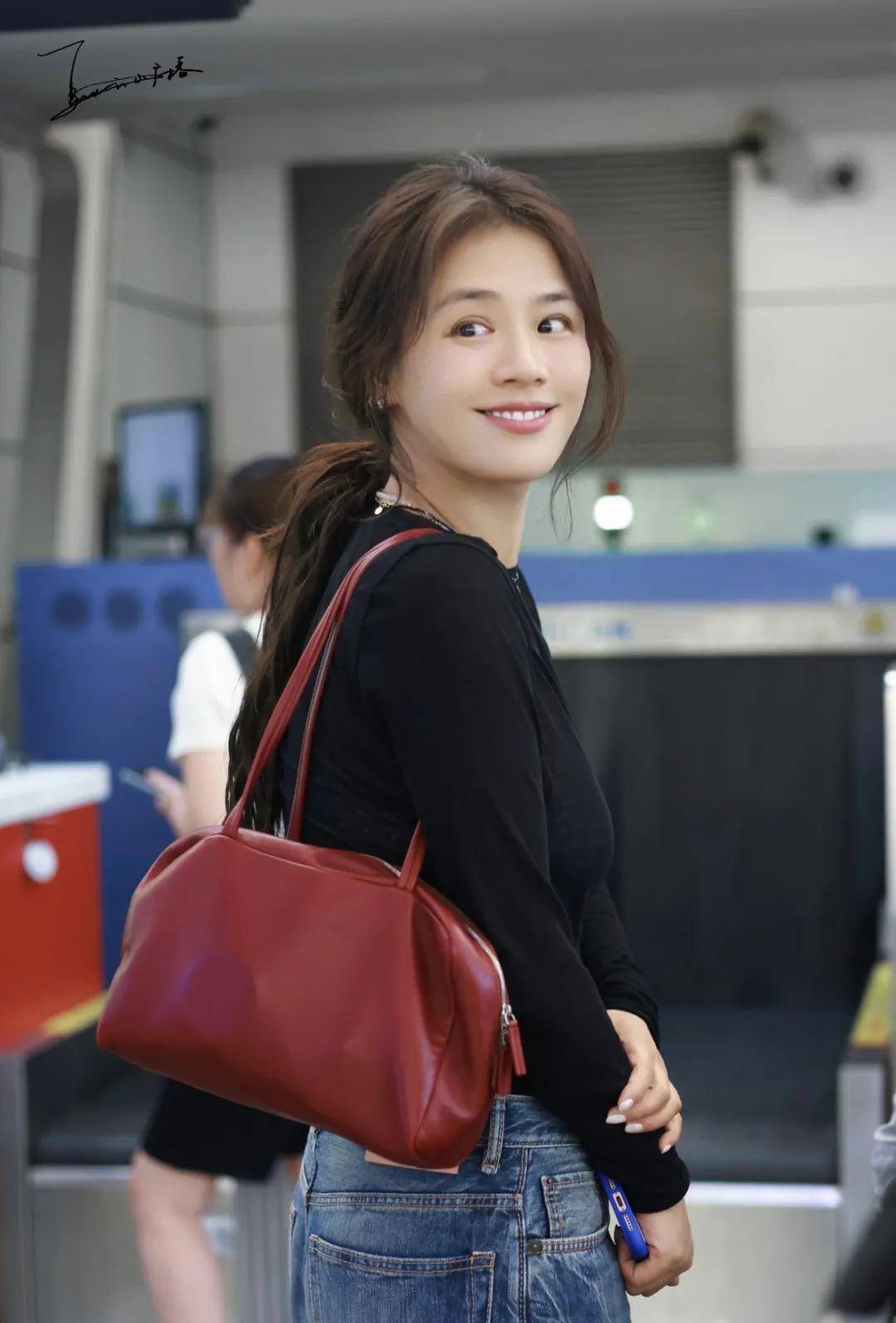 马思纯《花少7》穿搭好圈粉,简直是入秋穿衣模板!