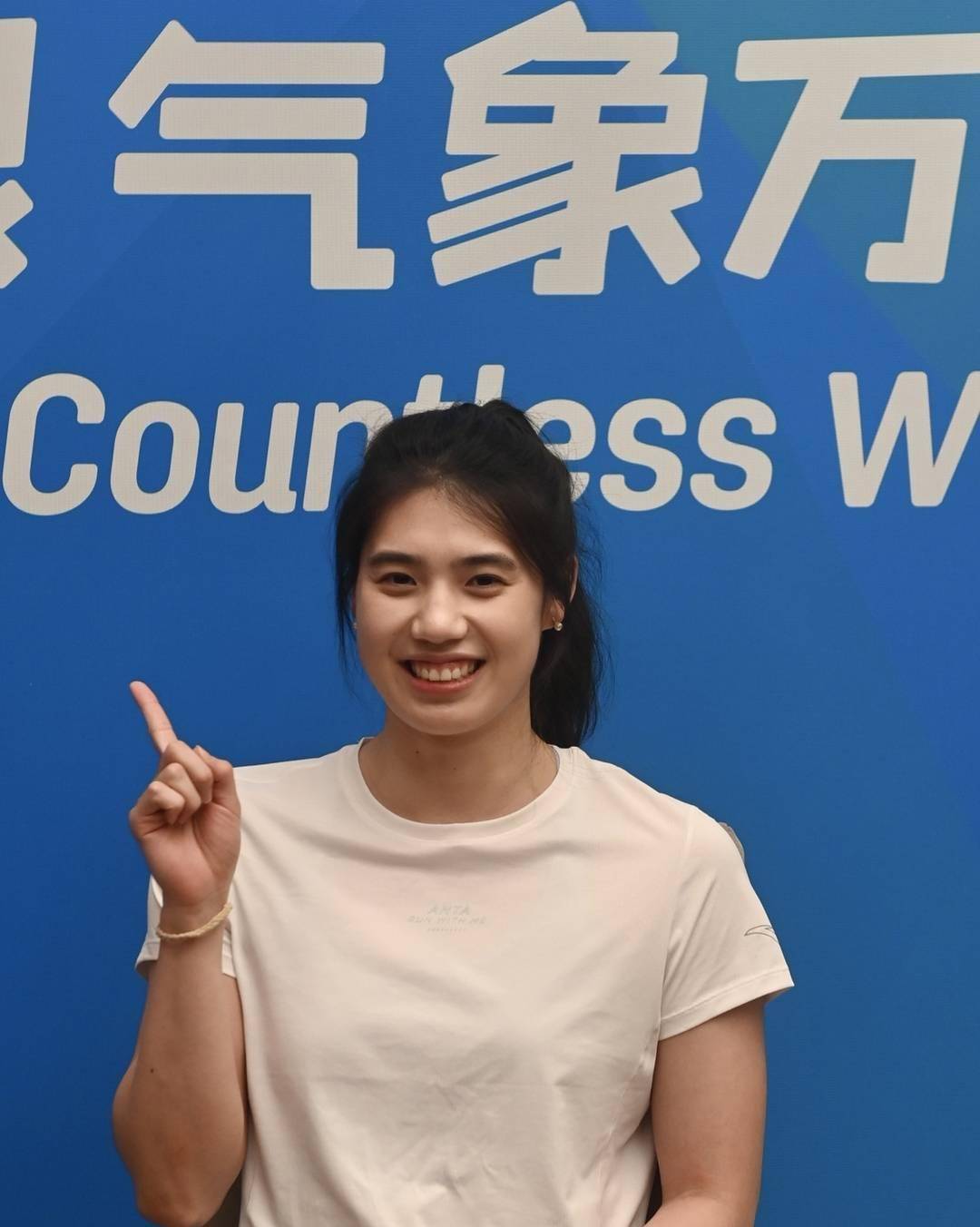 九金传奇!张雨霏首登世运会开幕式,人文体育共鸣成都情