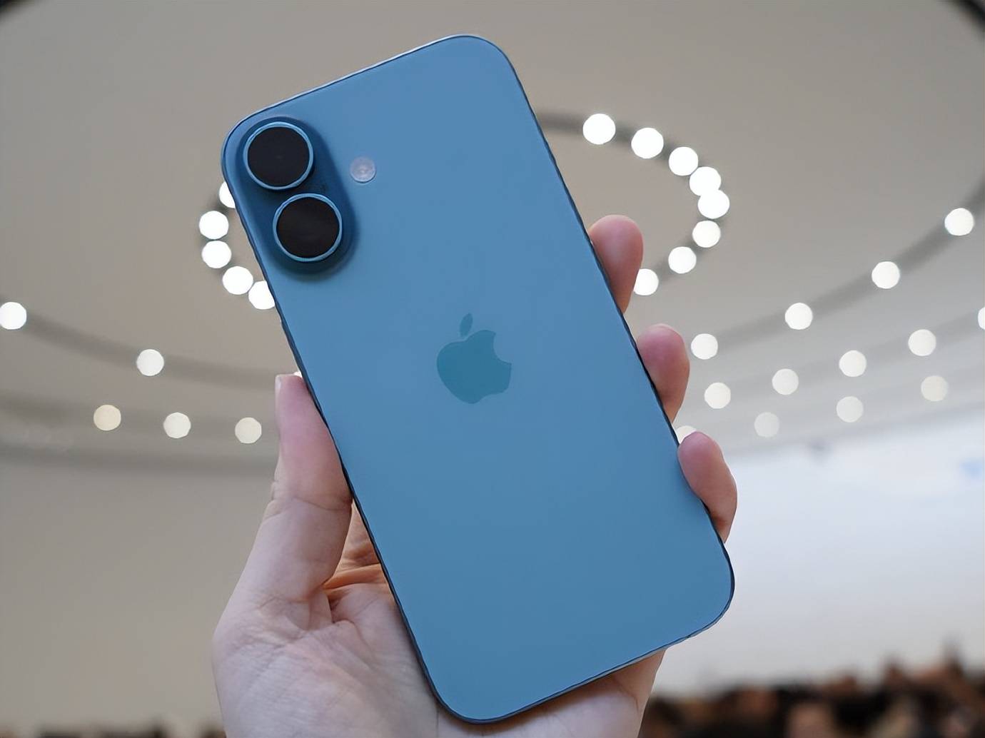 央视警告“千万别下载”!这3款APP极其危险:能远程操控你的手机