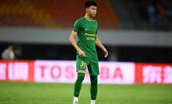 9月3日U22国足亚预赛首战，西安奥体中心的夜晚注定红色狂飙！王钰栋加油