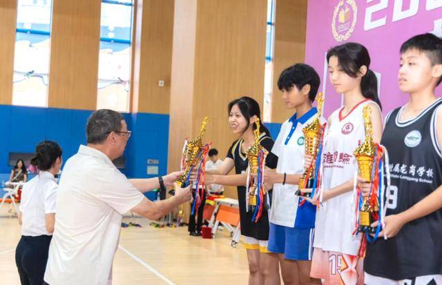 捷报频传!高新中学体育健儿展风采