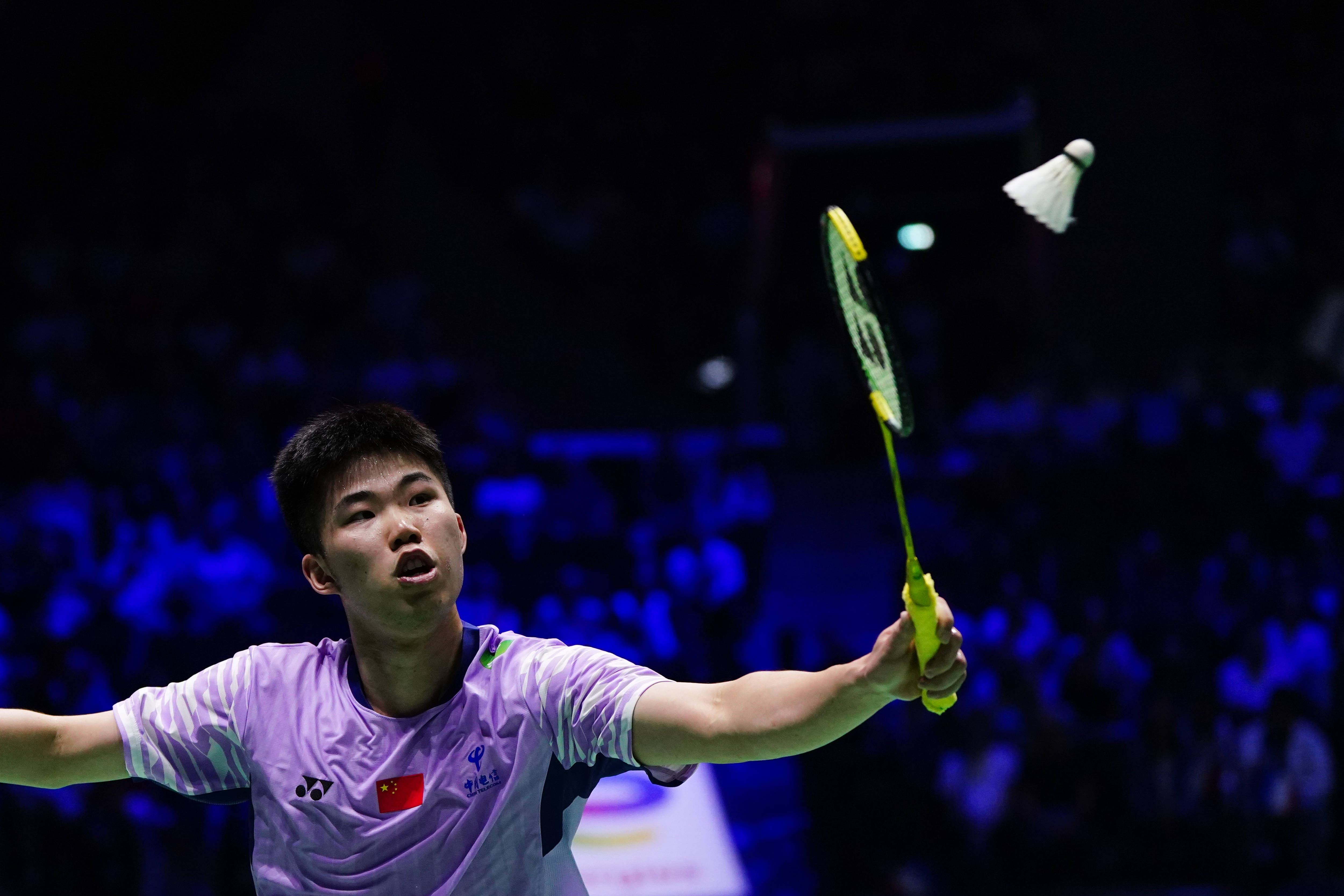 (体育)羽毛球——世锦赛:翁泓阳晋级八强