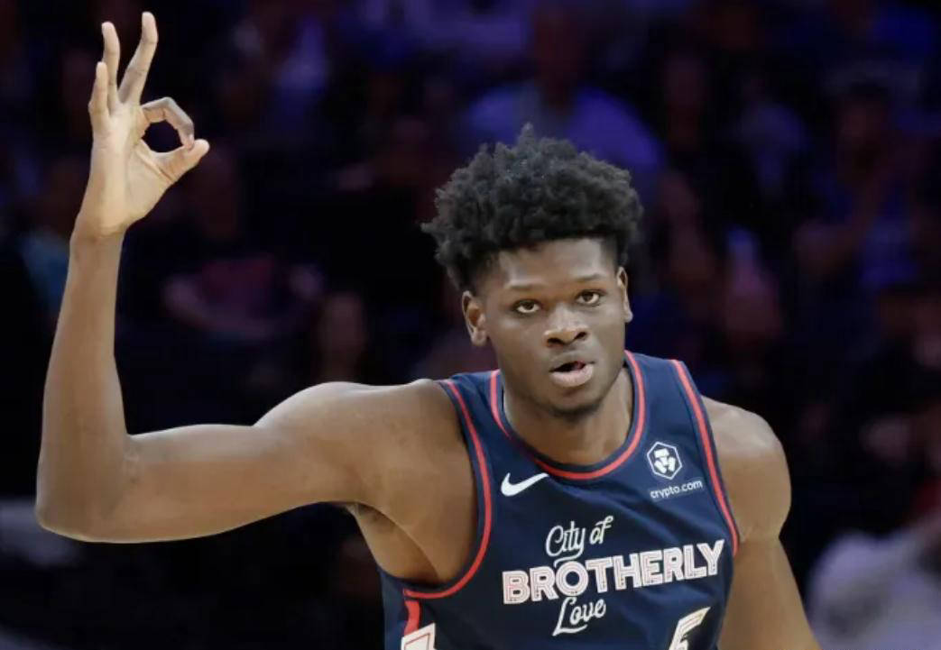 NBA新闻:湖人失去目标,防守型中锋加盟爵士队