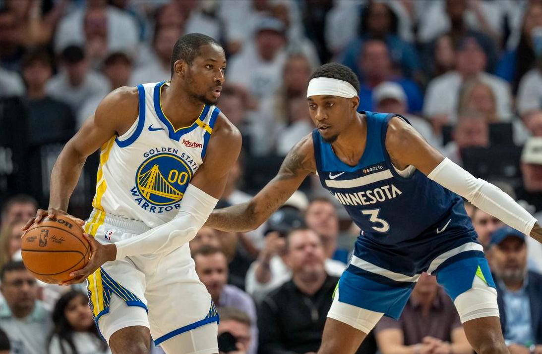 NBA新闻：老鹰最新交易、球队签约动态和西蒙斯决定不退役