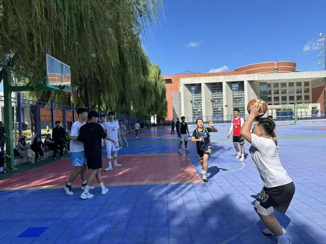 赛场奔涌·活力青春 |东北师范大学“活力东师”系列体育活动火热来袭!