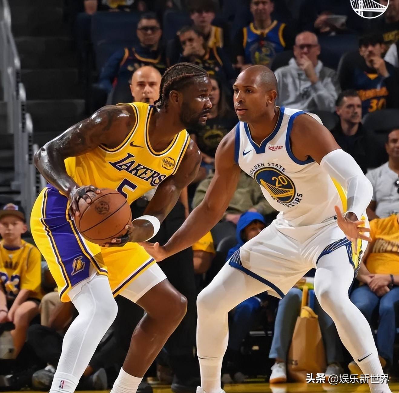 体育赛事节目播报:湖人103-111勇士