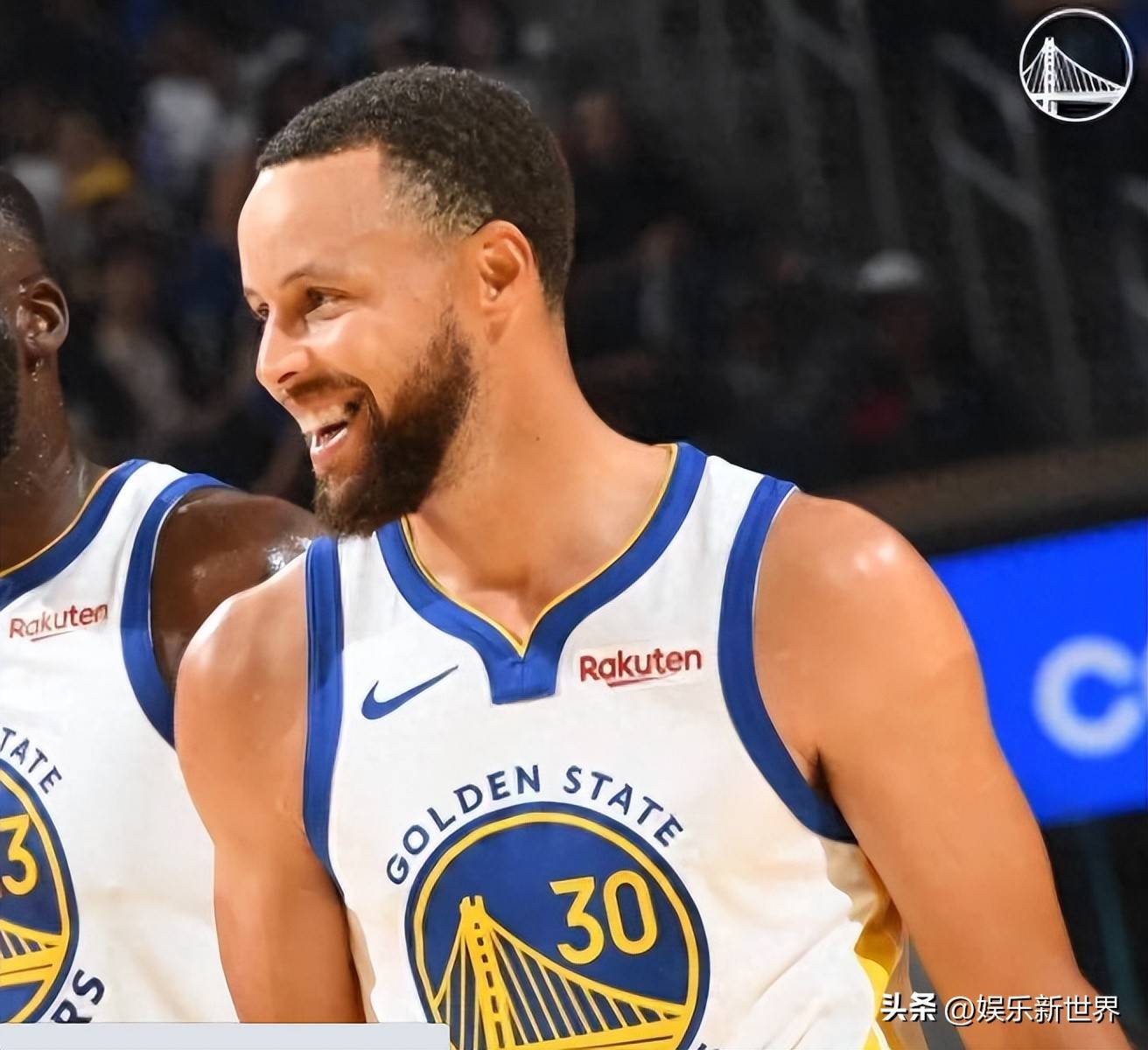 体育赛事节目播报:湖人103-111勇士