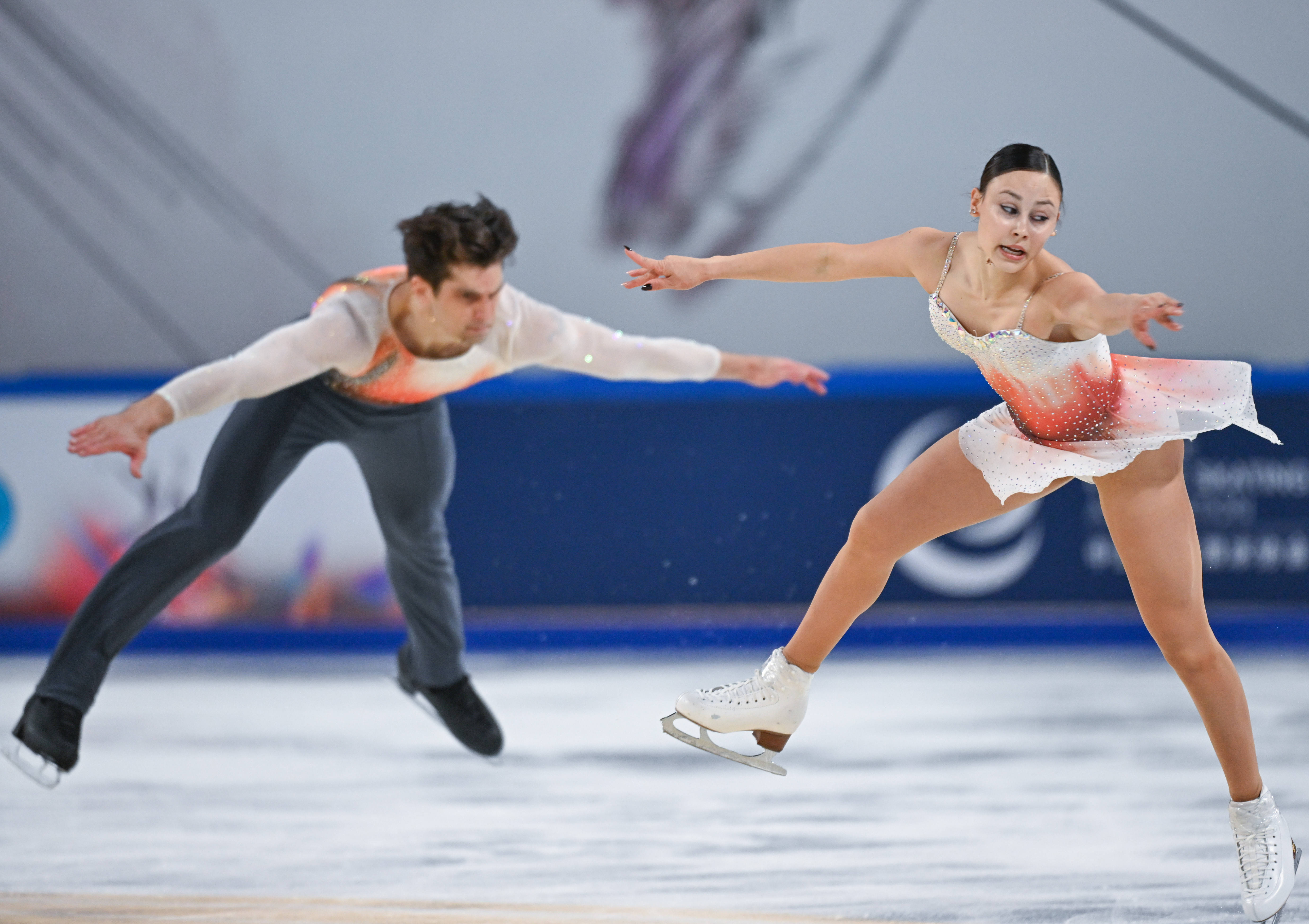 （体育）花样滑冰——中国杯：双人滑短节目赛况
